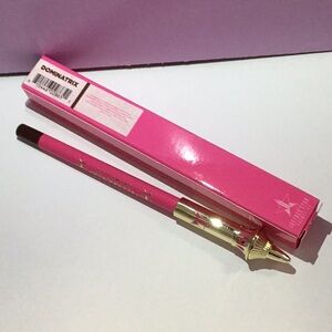 Dominatrix Jeffree  Star lipliner